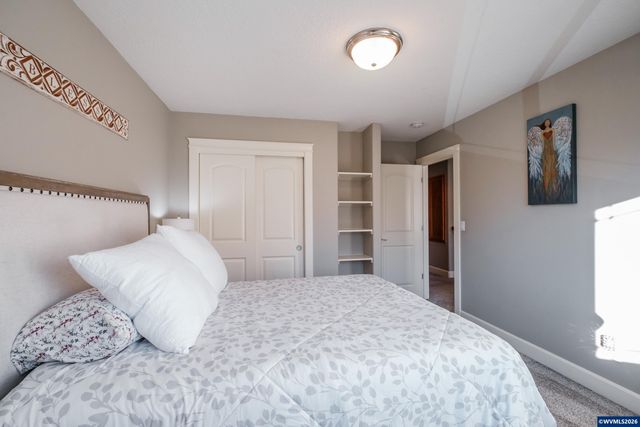 2749 Merced Ct SE, Salem, OR 97306