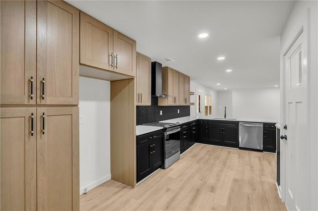 656 Brookline Drive SE, Marietta, GA 30067