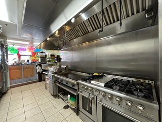1516 W Algonquin Road, Palatine, IL 60067