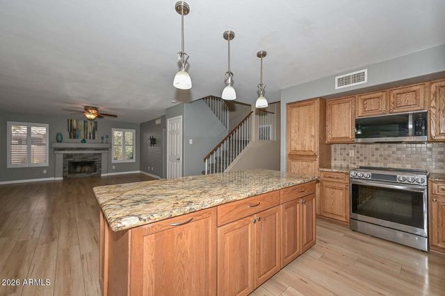 5141 W WIKIEUP Lane W, Glendale, AZ 85308