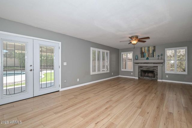 5141 W WIKIEUP Lane W, Glendale, AZ 85308
