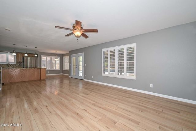 5141 W WIKIEUP Lane W, Glendale, AZ 85308