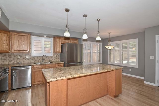5141 W WIKIEUP Lane W, Glendale, AZ 85308