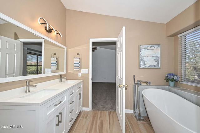 5141 W WIKIEUP Lane W, Glendale, AZ 85308