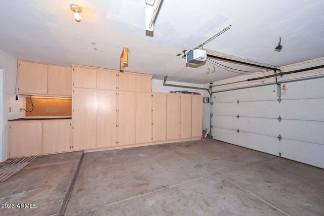 5141 W WIKIEUP Lane W, Glendale, AZ 85308