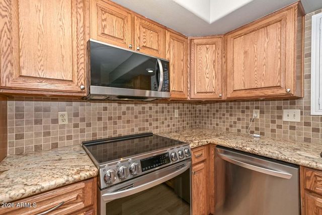 5141 W WIKIEUP Lane W, Glendale, AZ 85308