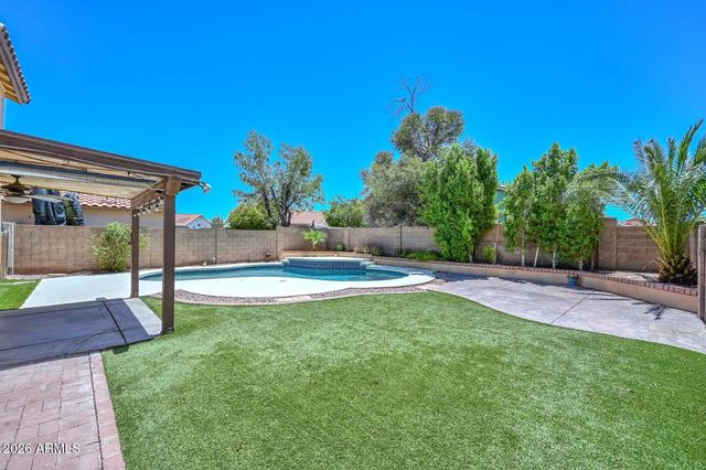 5141 W WIKIEUP Lane W, Glendale, AZ 85308