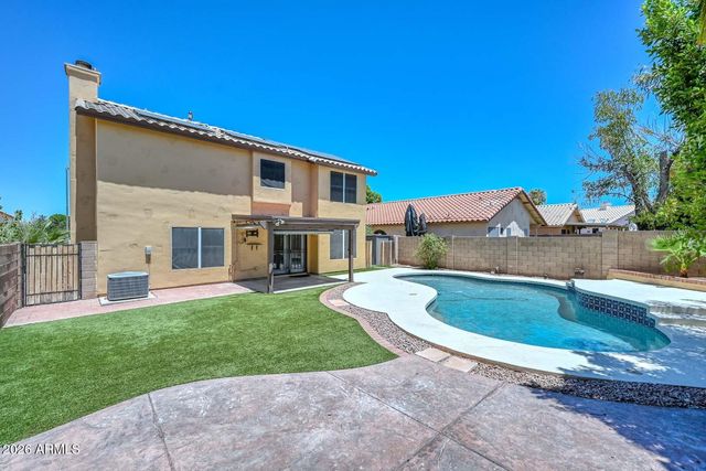 5141 W WIKIEUP Lane W, Glendale, AZ 85308