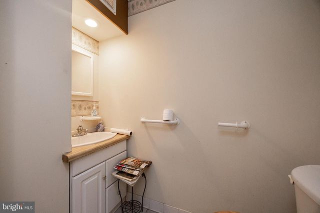 332 READING FURNACE RD, Elverson, PA 19520