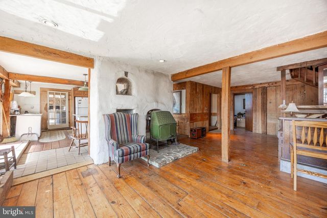 332 READING FURNACE RD, Elverson, PA 19520