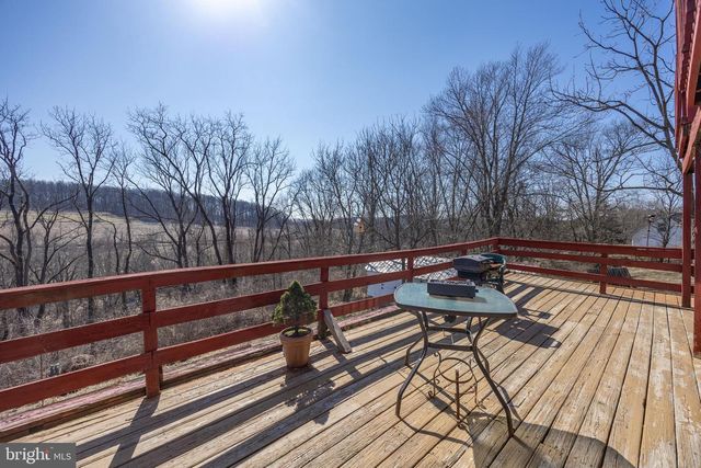 332 READING FURNACE RD, Elverson, PA 19520