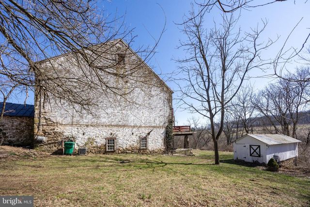 332 READING FURNACE RD, Elverson, PA 19520