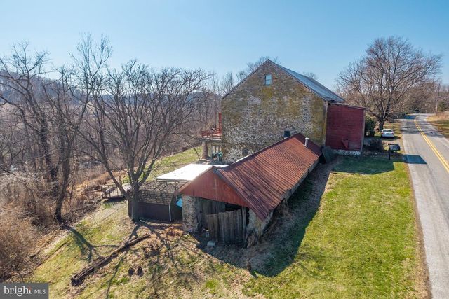 332 READING FURNACE RD, Elverson, PA 19520