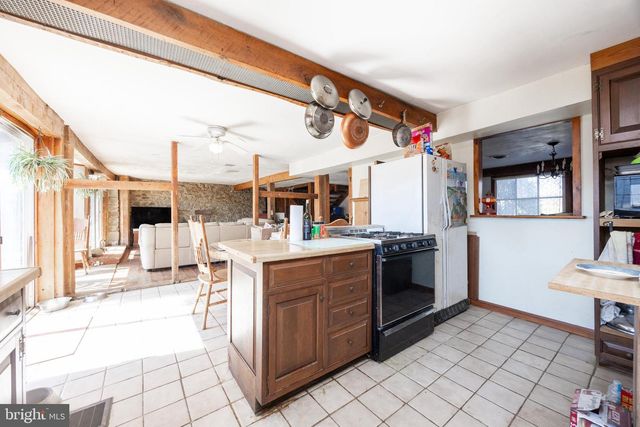 332 READING FURNACE RD, Elverson, PA 19520