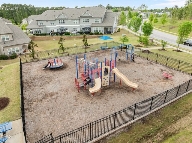 1039 Commack Drive, Durham, NC 27703