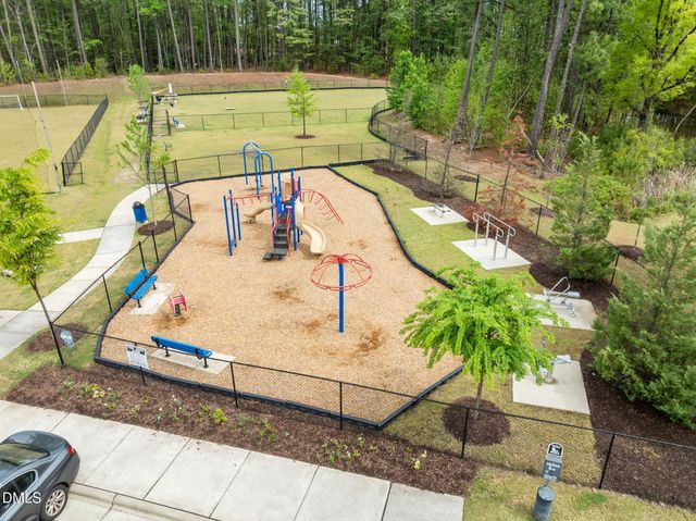 1039 Commack Drive, Durham, NC 27703