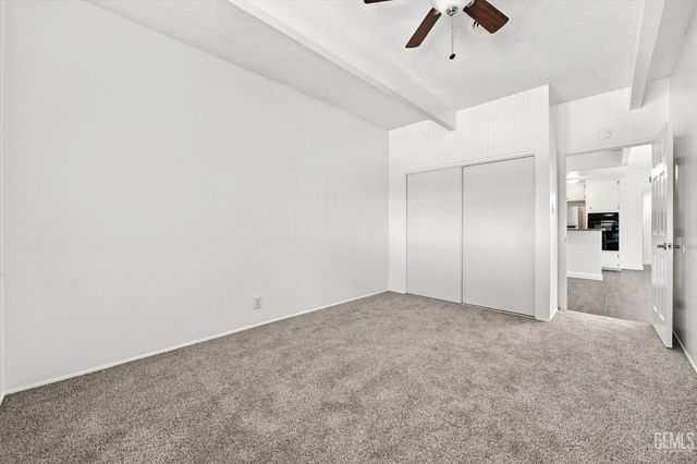 3800 S Stockdale Highway 41, Bakersfield, CA 93309