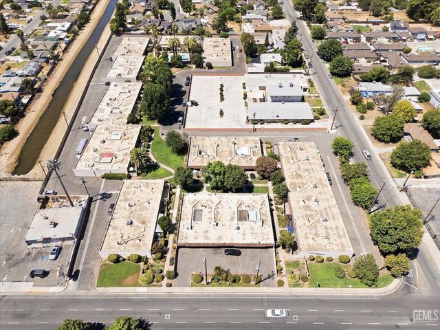 3800 S Stockdale Highway 41, Bakersfield, CA 93309