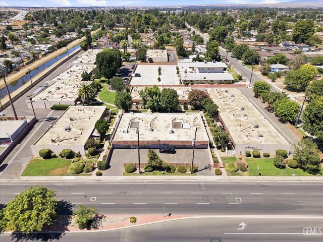 3800 S Stockdale Highway 41, Bakersfield, CA 93309