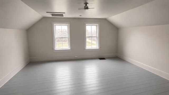 15 Daniels W Road, Albany, VT 05845