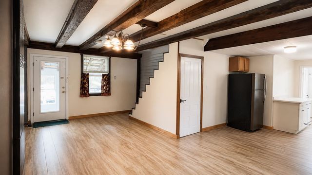 15 Daniels W Road, Albany, VT 05845