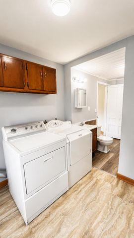 15 Daniels W Road, Albany, VT 05845