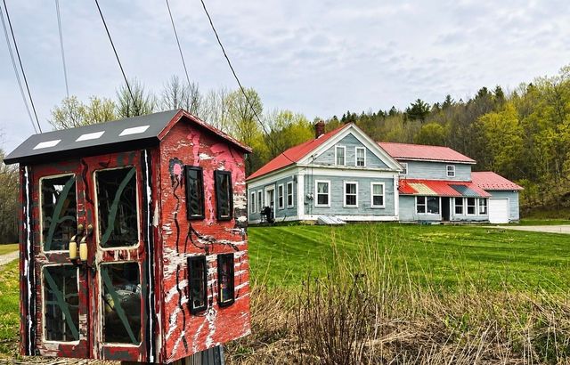 15 Daniels W Road, Albany, VT 05845
