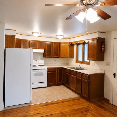 15 Daniels W Road, Albany, VT 05845