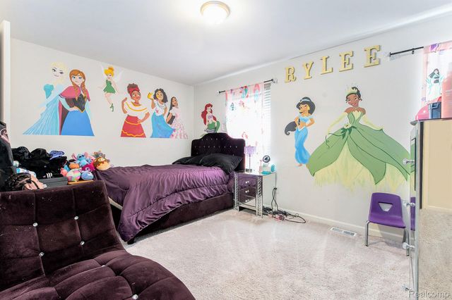 1648 Golfview Drive, Ypsilanti Charter Township, MI 48198