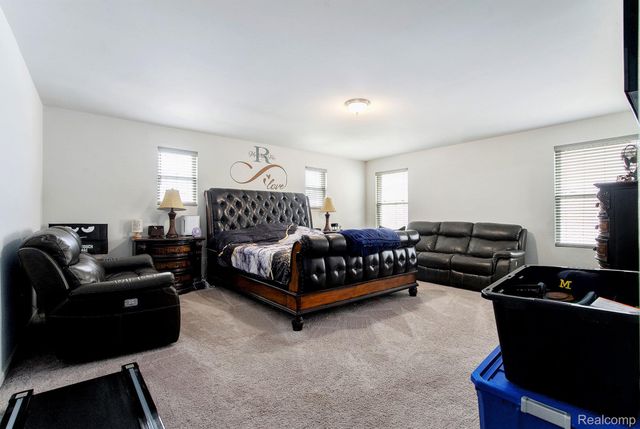 1648 Golfview Drive, Ypsilanti Charter Township, MI 48198