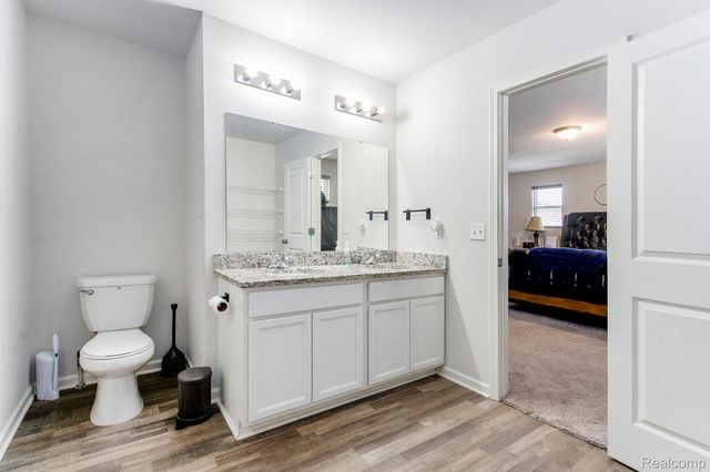 1648 Golfview Drive, Ypsilanti Charter Township, MI 48198