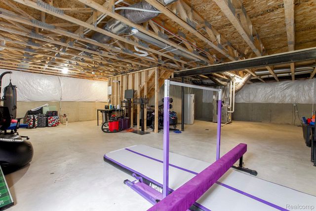 1648 Golfview Drive, Ypsilanti Charter Township, MI 48198
