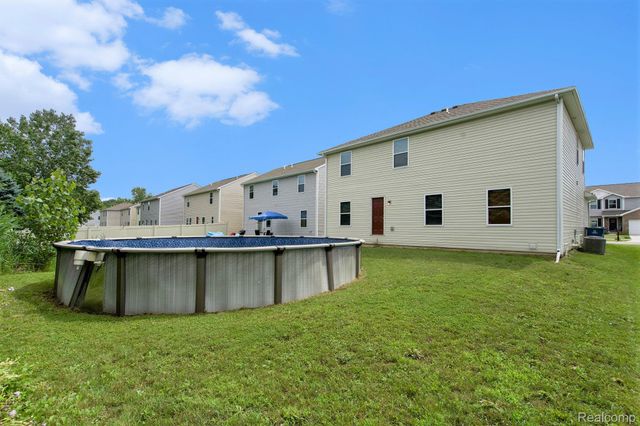 1648 Golfview Drive, Ypsilanti Charter Township, MI 48198