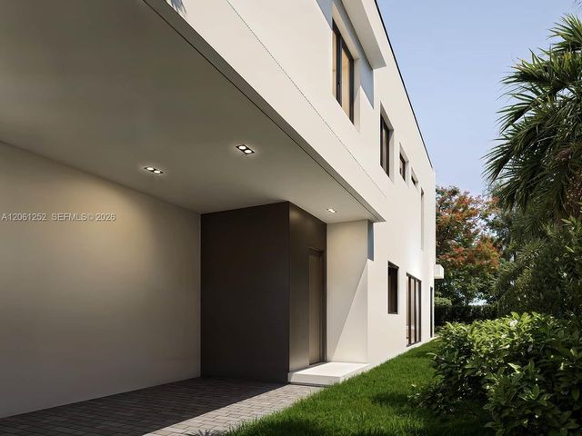 3111 Plaza St, Coconut Grove, FL 33133
