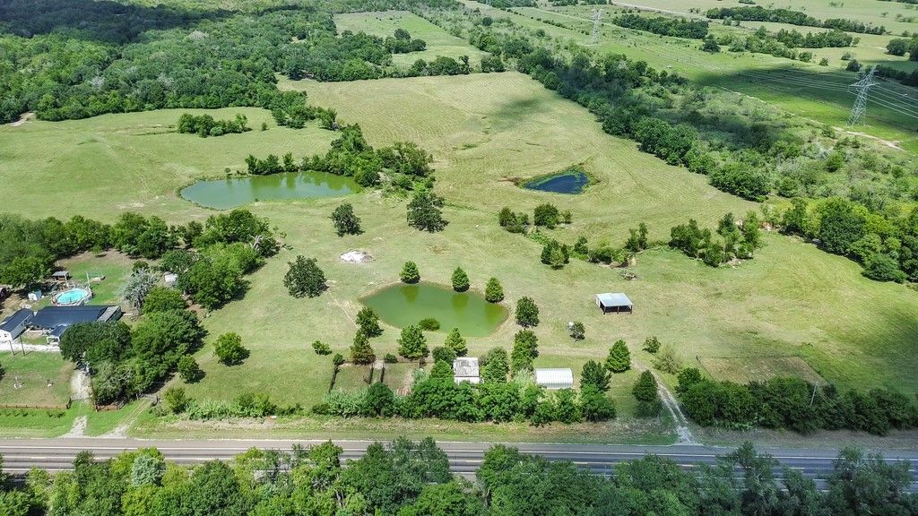 1414 Highway 84 W, Teague, TX 75860