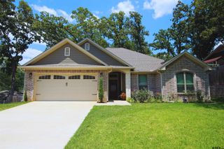 1700 Easy St, Tyler, TX 75703