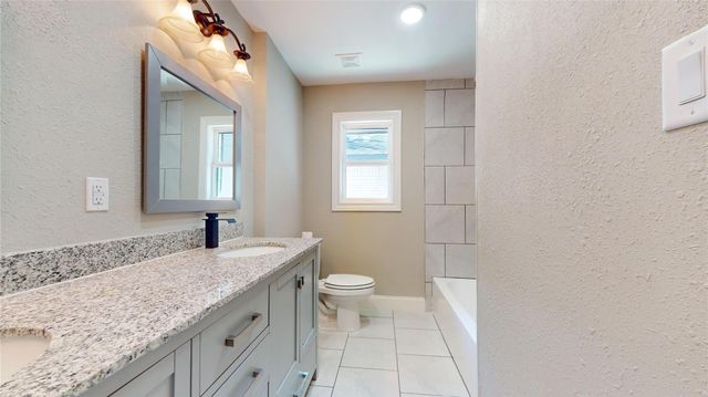 603 Maple Way, Houston, TX 77015
