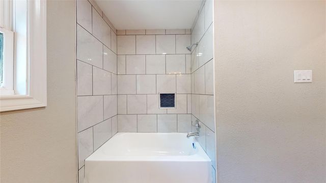 603 Maple Way, Houston, TX 77015