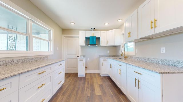 603 Maple Way, Houston, TX 77015