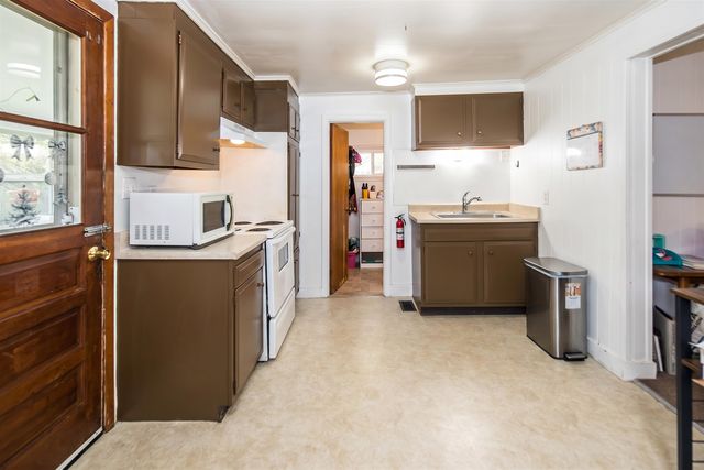 848 Blue Star Drive, Ira, VT 05735