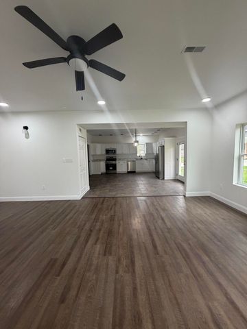 512 Moore Road, Williamsburg, KY 40769