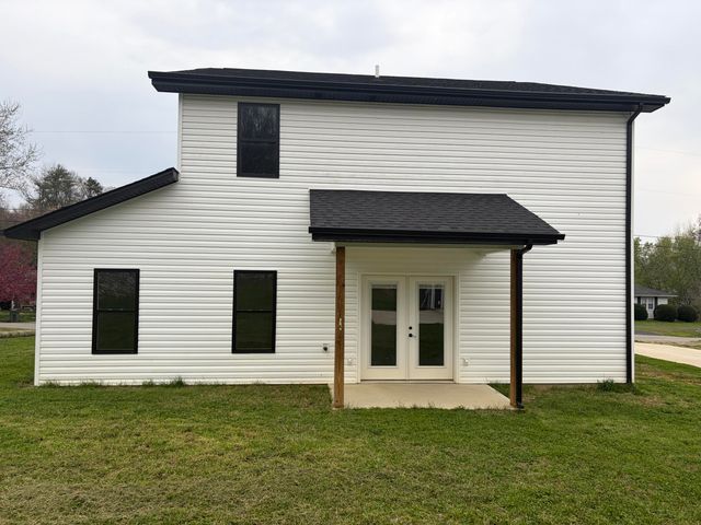 512 Moore Road, Williamsburg, KY 40769