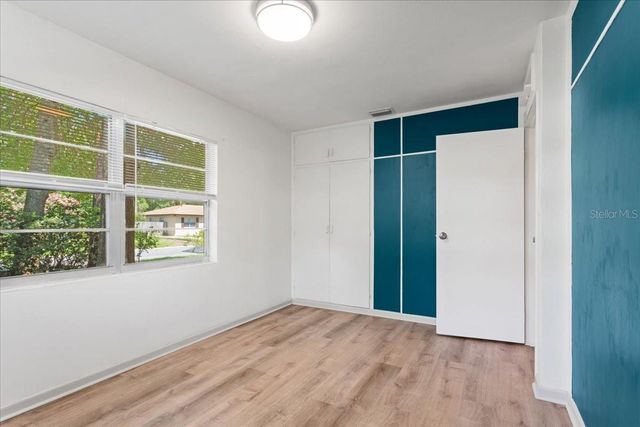 1302 NE 14TH TERRACE, Gainesville, FL 32601