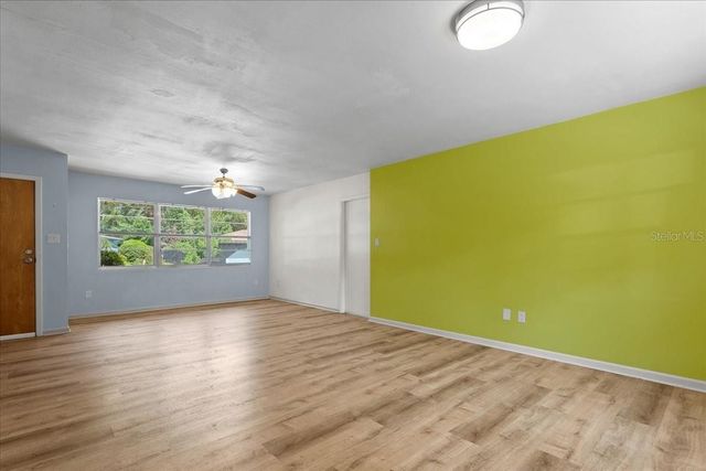 1302 NE 14TH TERRACE, Gainesville, FL 32601