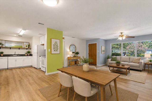 1302 NE 14TH TERRACE, Gainesville, FL 32601