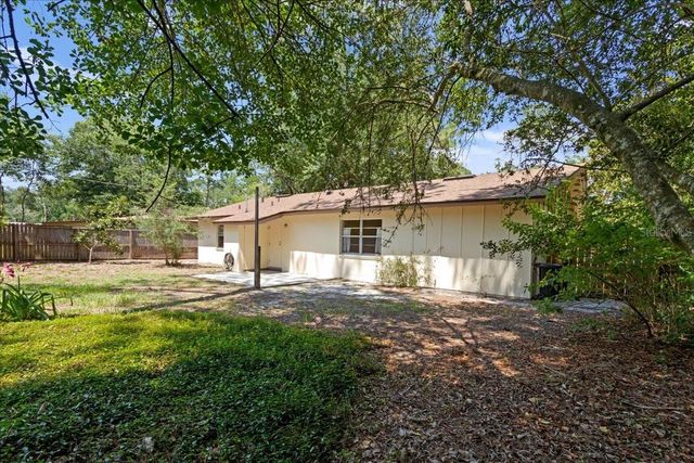 1302 NE 14TH TERRACE, Gainesville, FL 32601