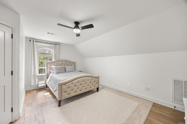 170 Parkway Square, Pearcy, AR 71964
