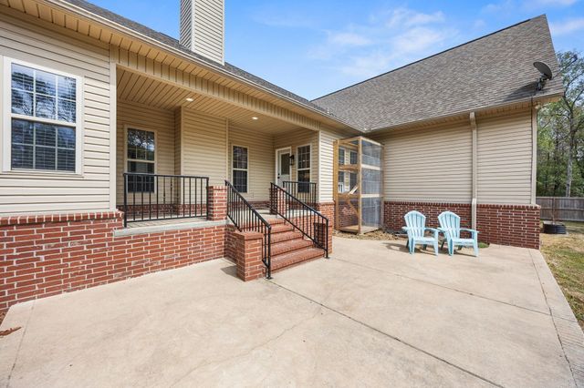 170 Parkway Square, Pearcy, AR 71964