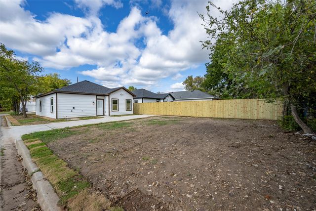 2402 Garden Drive, Dallas, TX 75215