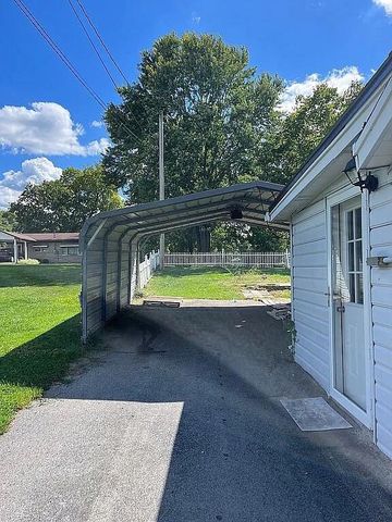 576 Cogar Avenue, Harrodsburg, KY 40330